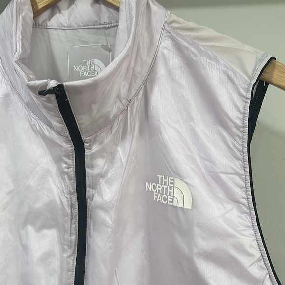 The North Face Women's Warn Insulated Vest, Size XL, NWT - Picture 3 of 10